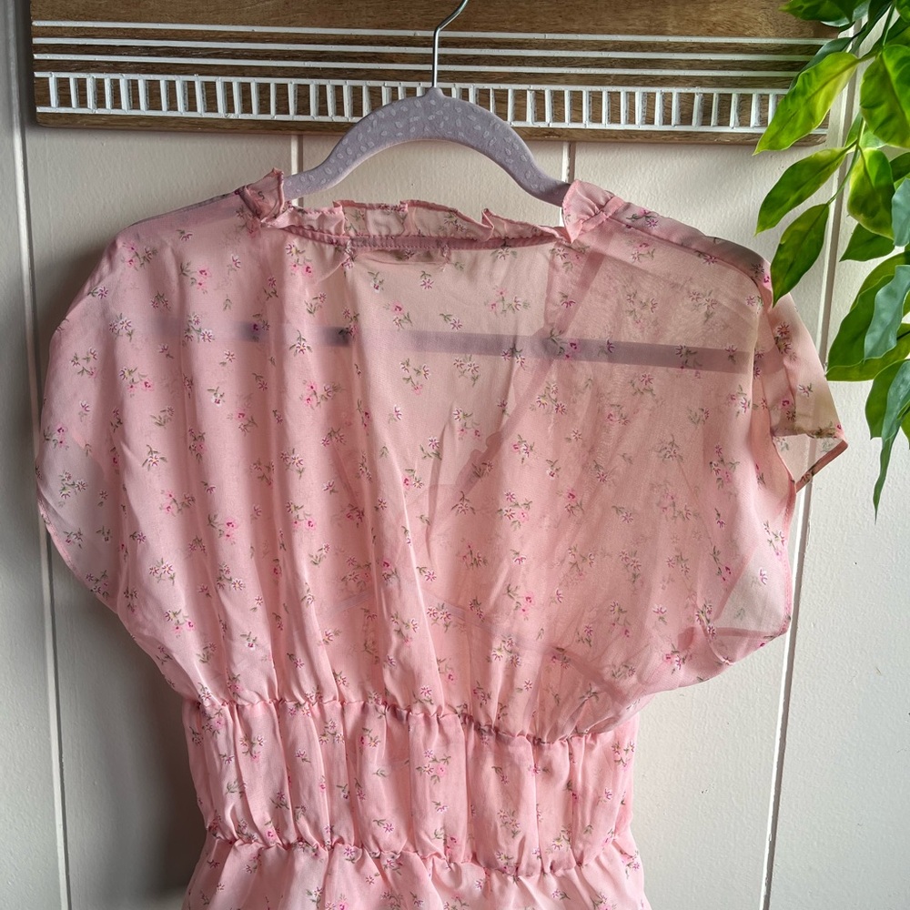 Sheer pink blouse - Picture 6 of 9